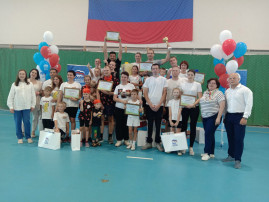 Спортивные соревнования «Папа, мама, я — спортивная семья» Спортивные соревнования «Папа, мама, я — спортивная семья».